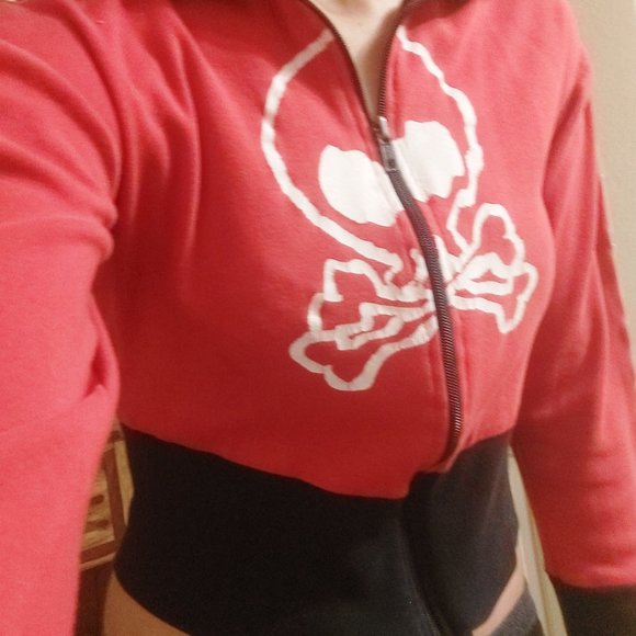 Red black & checkered skull & crossbones cropped moto sweatshirt - Picture 3 of 10